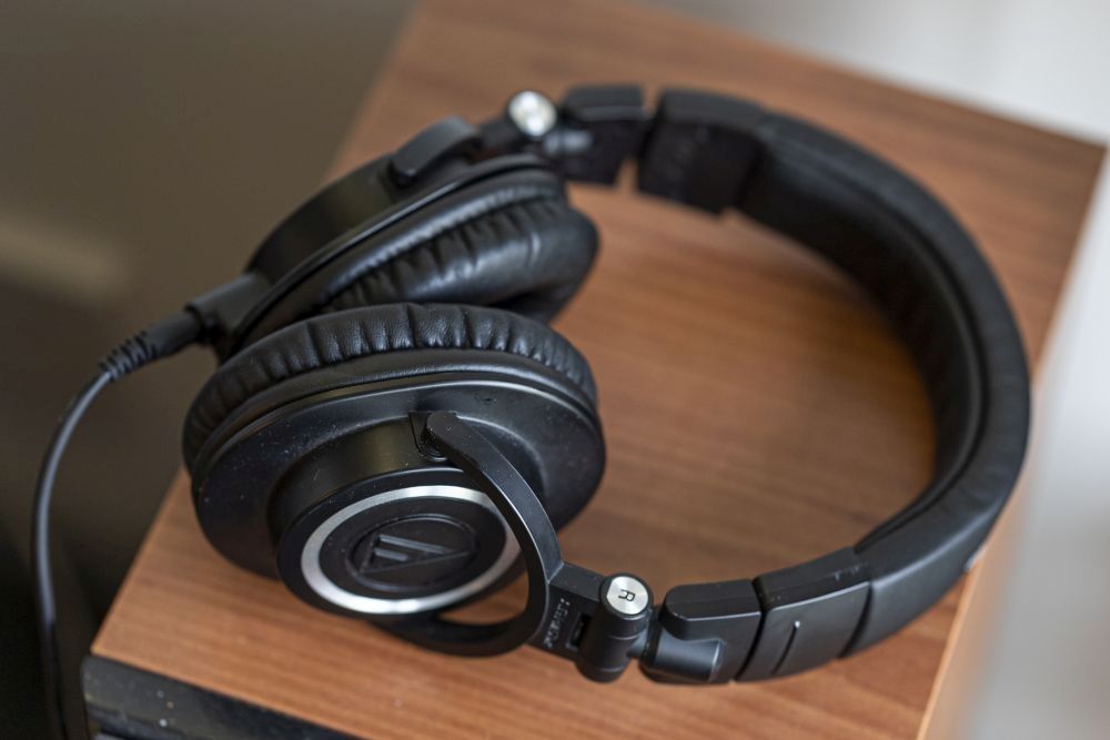 Live jazz music for hire, Solo guitarist, Solo musician for birthday party, Live music for hire, Jazz guitarist for hire